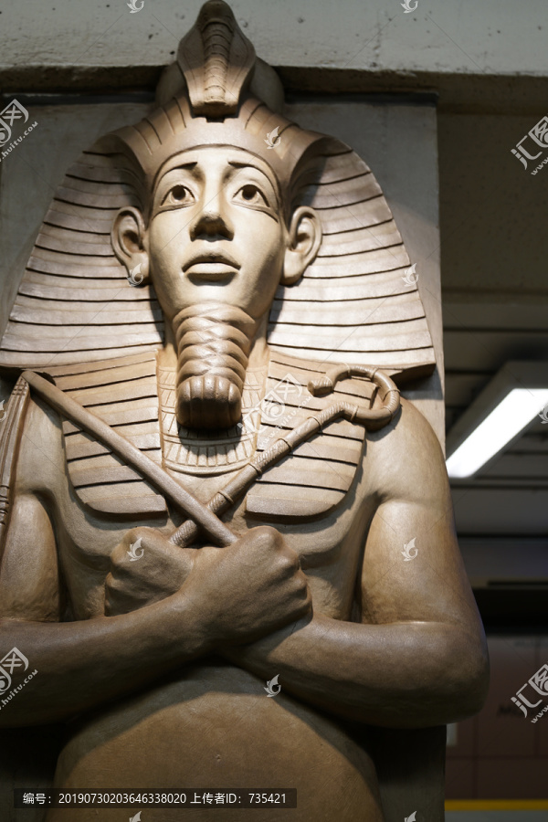 埃及人物雕像
