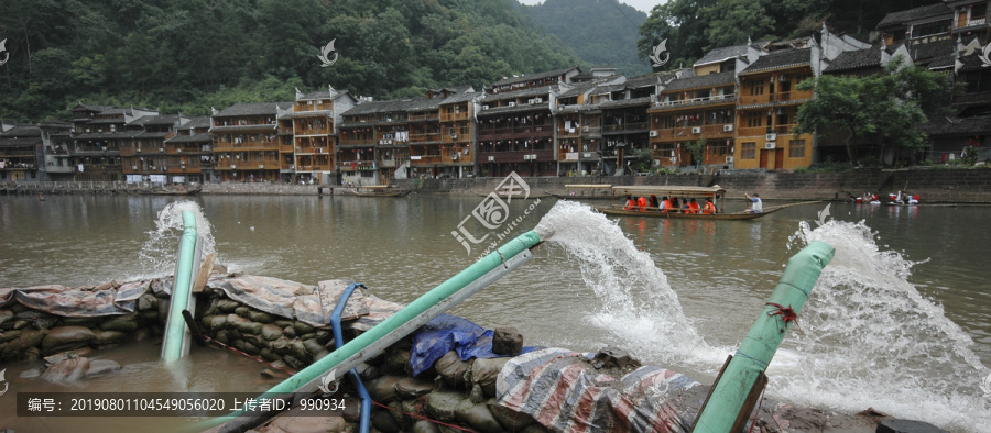 凤凰古城