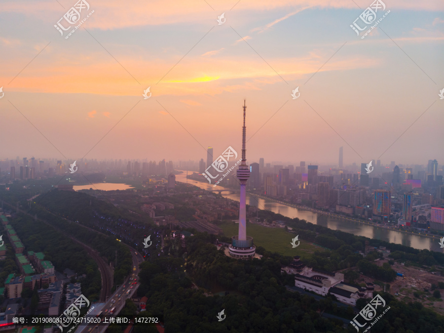 武汉夏日城市航拍傍晚和夜景风光