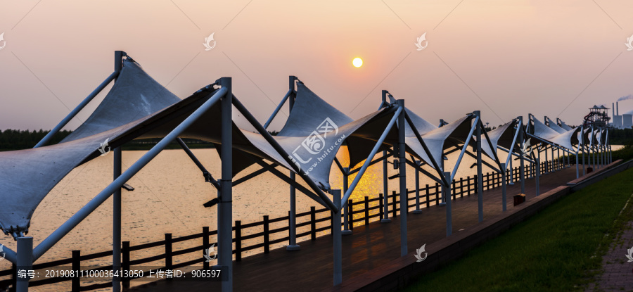 夕阳海景