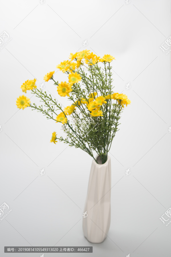 黄色菊花摆件