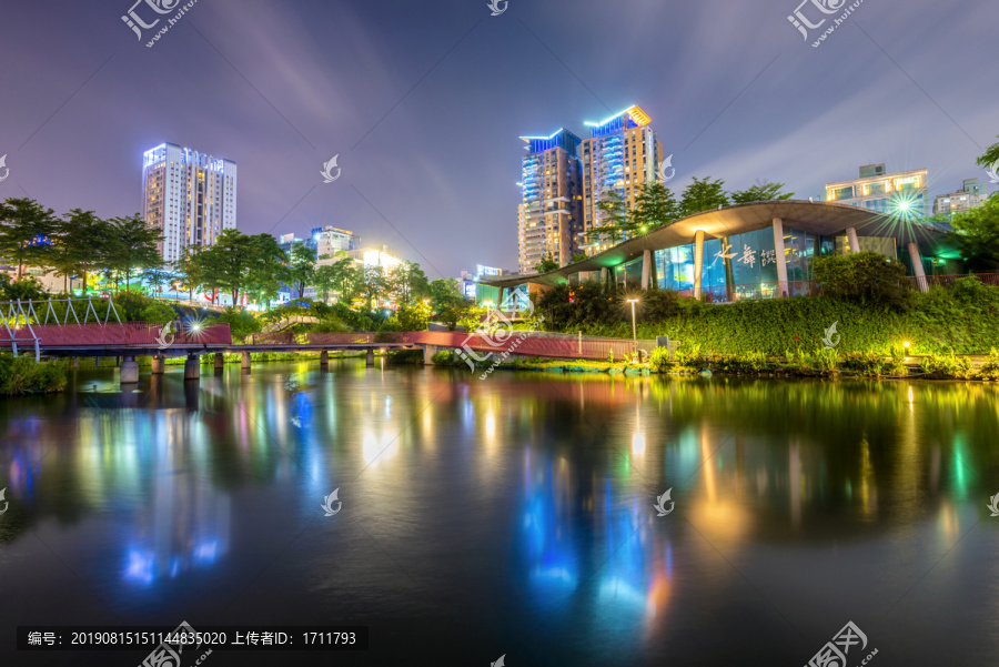 中国台湾台中秋红谷城市夜景