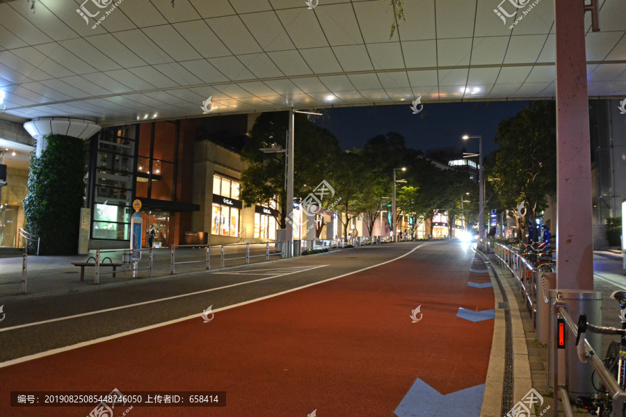 东京街头夜景