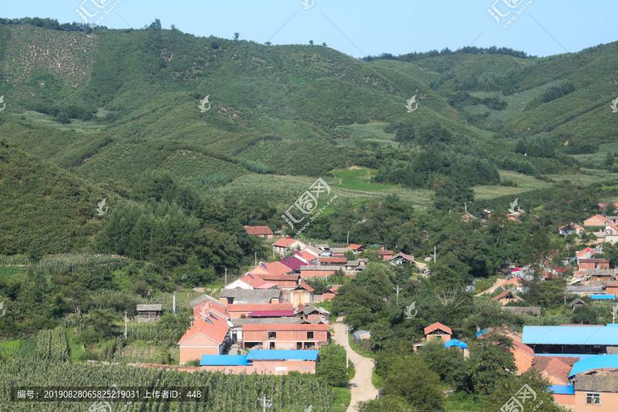 辽宁山村