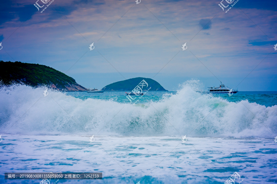 亚龙湾海浪