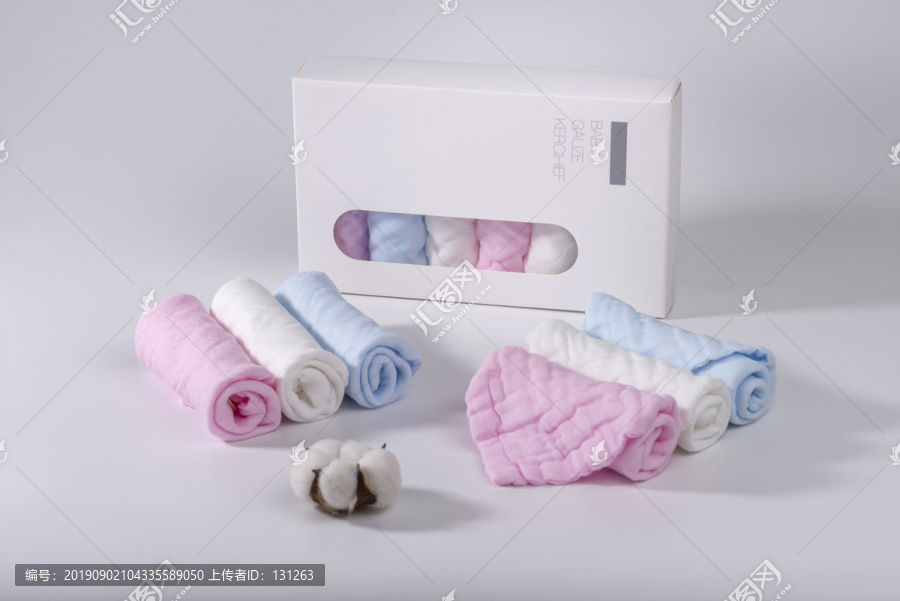 三色婴儿方巾套装