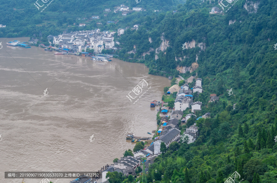 湖北宜昌三峡人家风景区夏日迷人