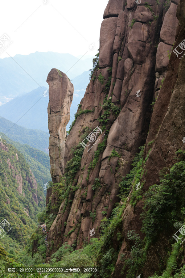 高山怪石