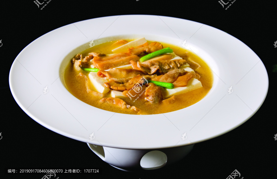 石缽豆腐煮河蚌