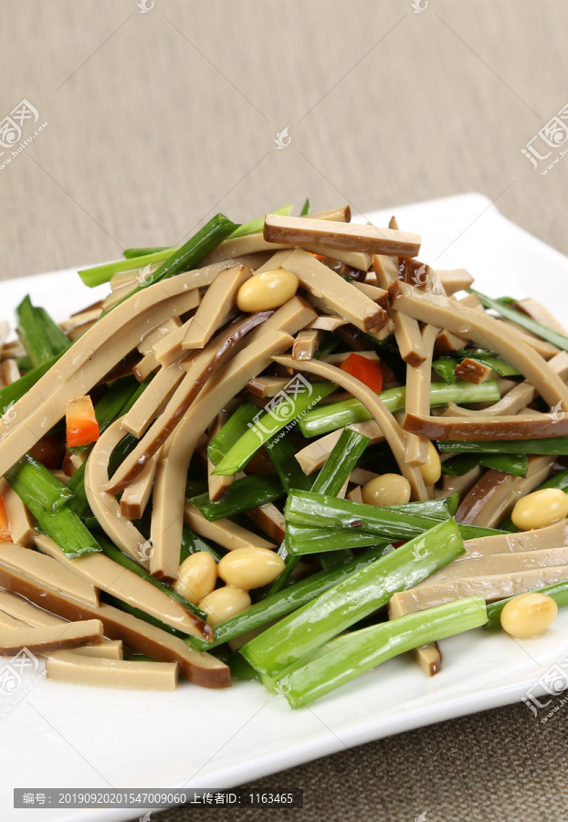 芹菜炒雞蛋干