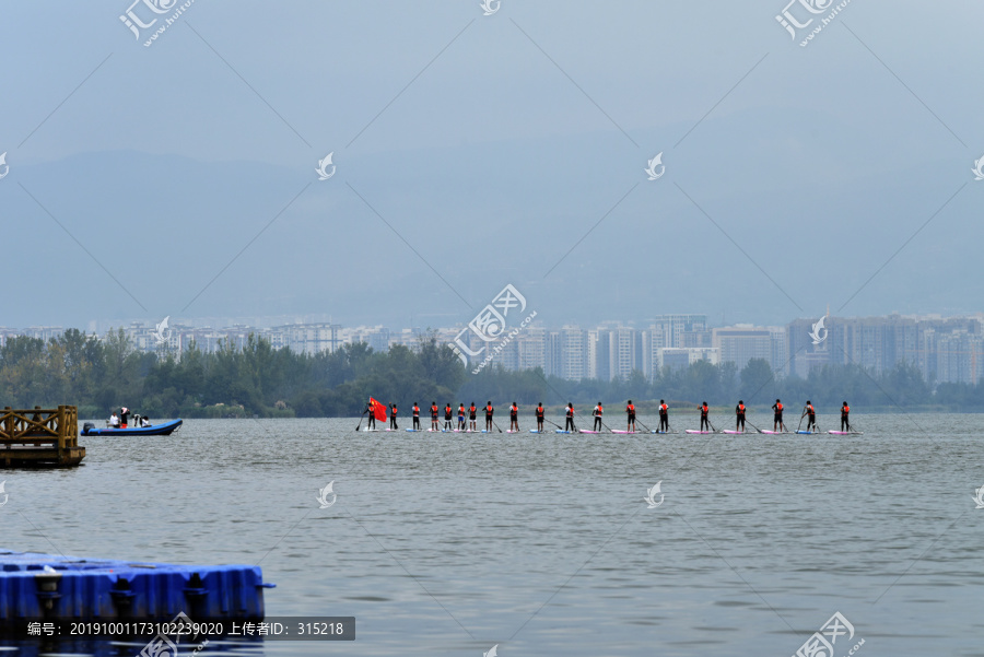 西昌邛海水上运动训练