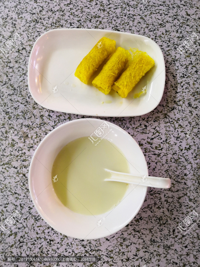 豆浆和炸春卷