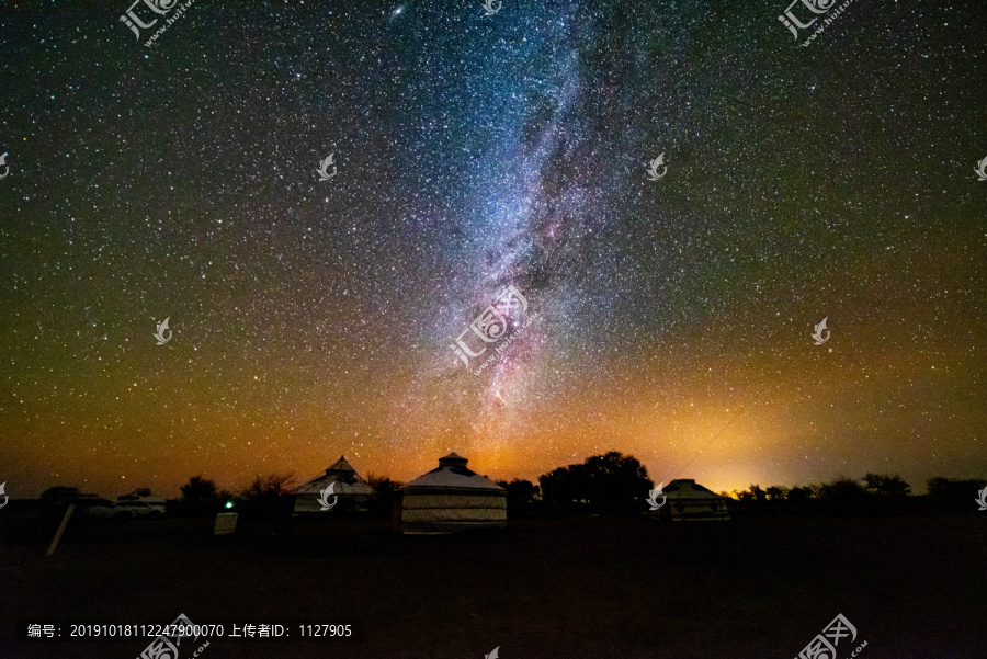 达里诺尔湖星空