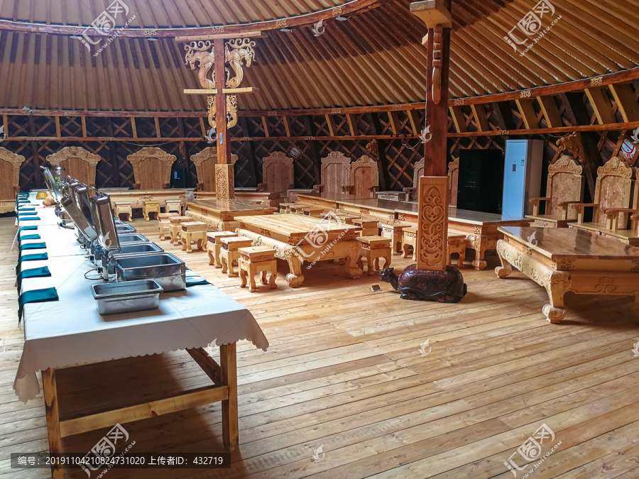 蒙古包餐厅内部