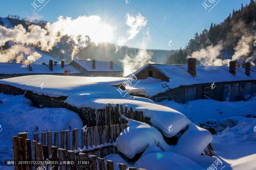 雪中木屋