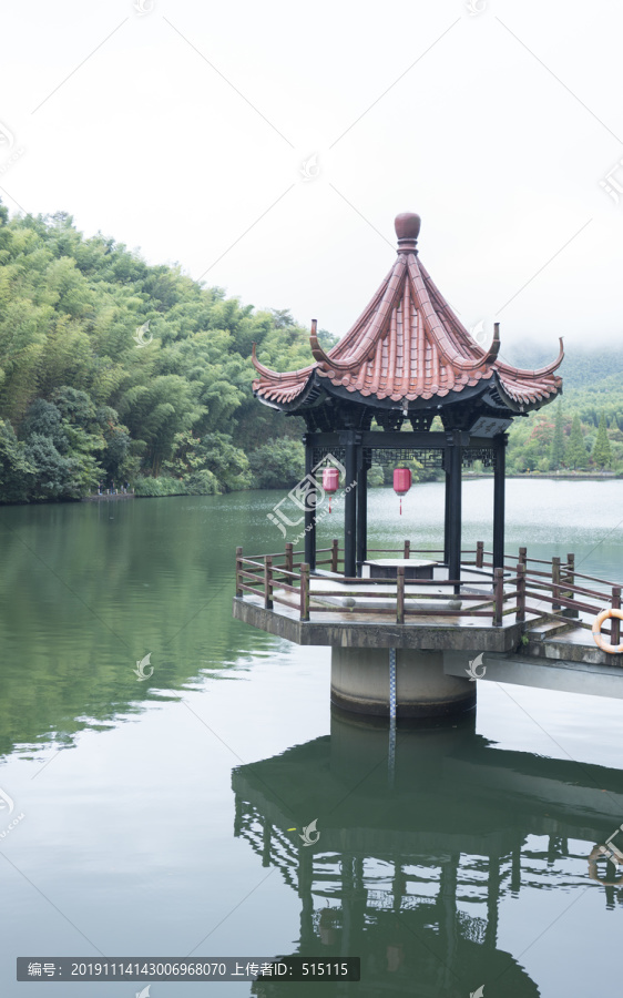 宜兴竹海景区镜湖水母亭