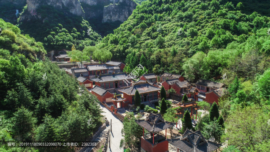 山西盂县藏山