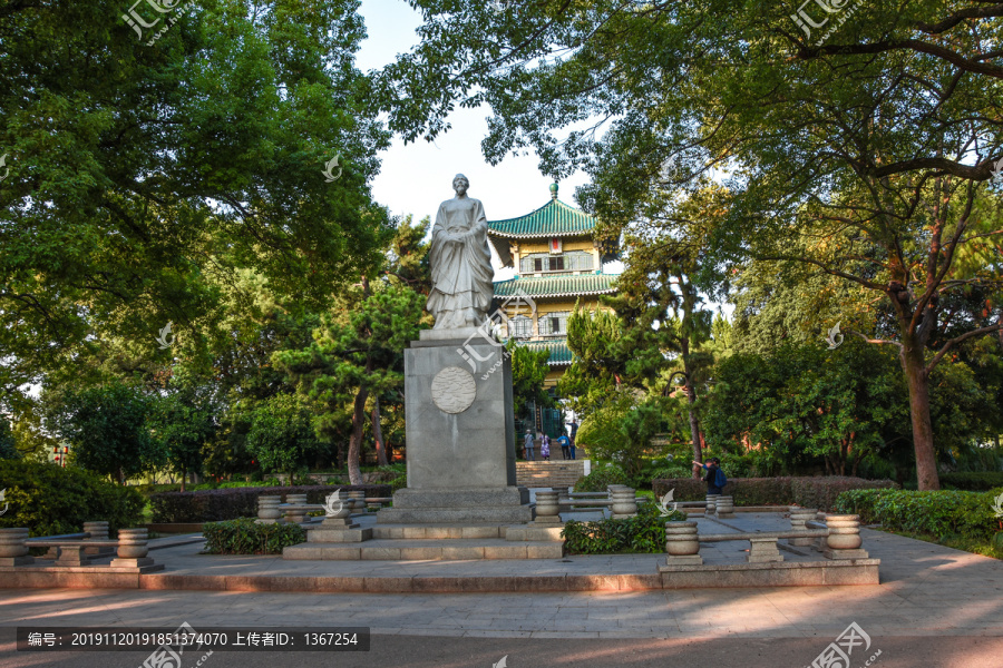 东湖行吟阁