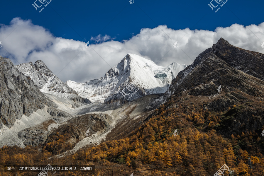 亚丁景区