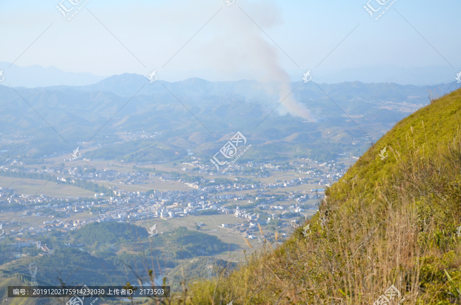 山间平原