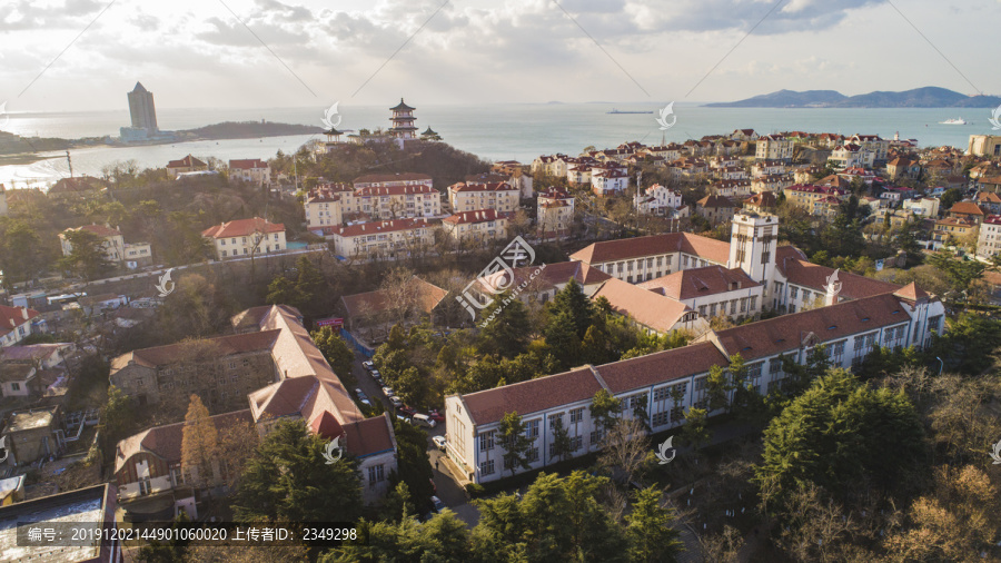 航拍青岛中国海洋大学