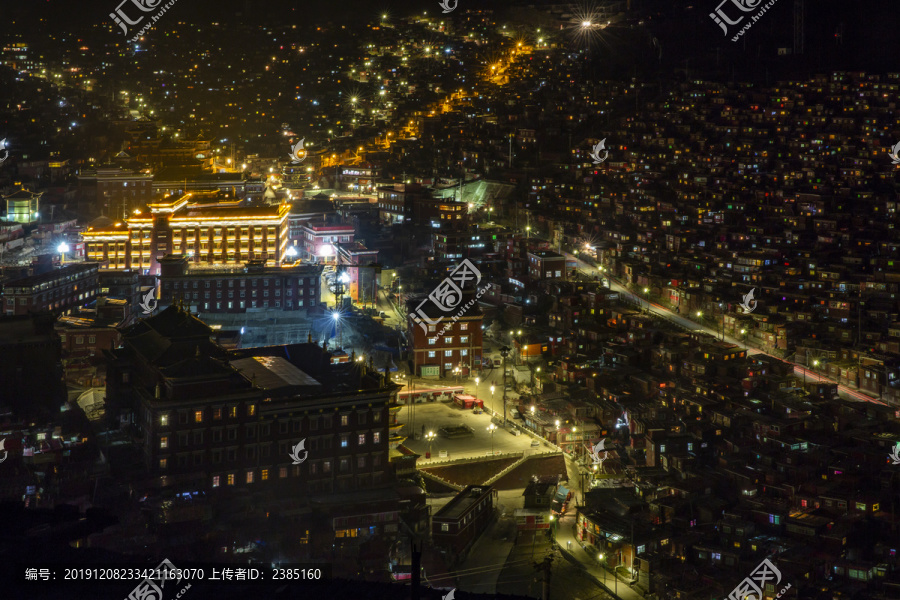 色达佛学院夜景