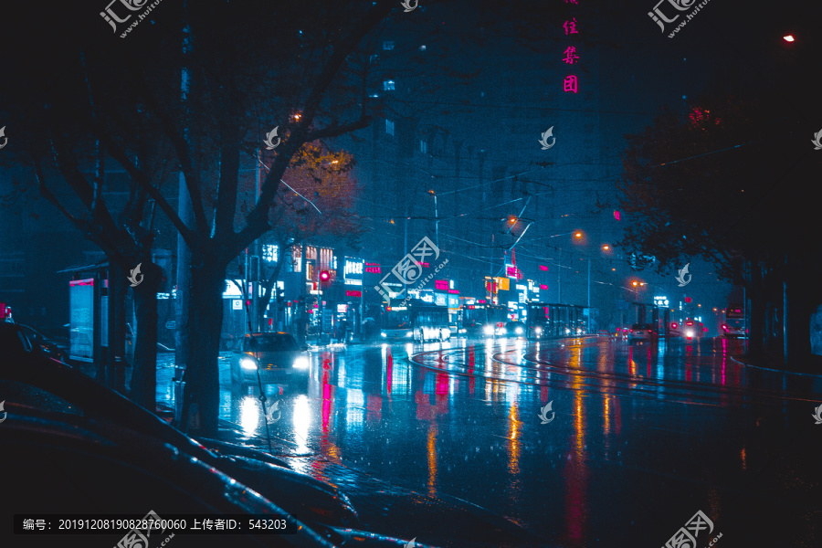 大连都市雨夜景