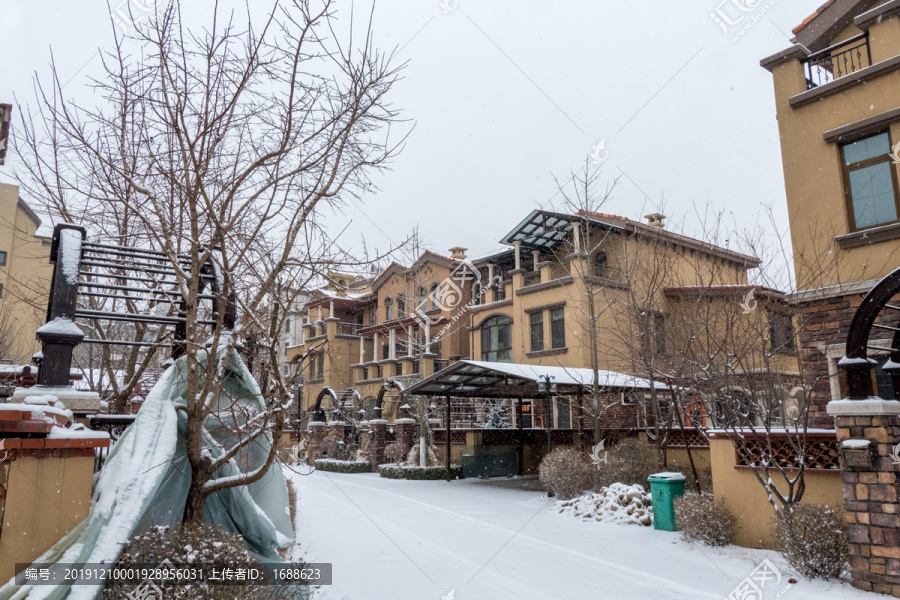 别墅群雪景