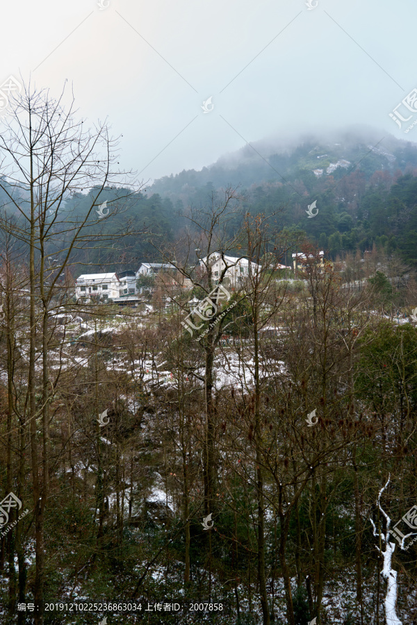 深山小村