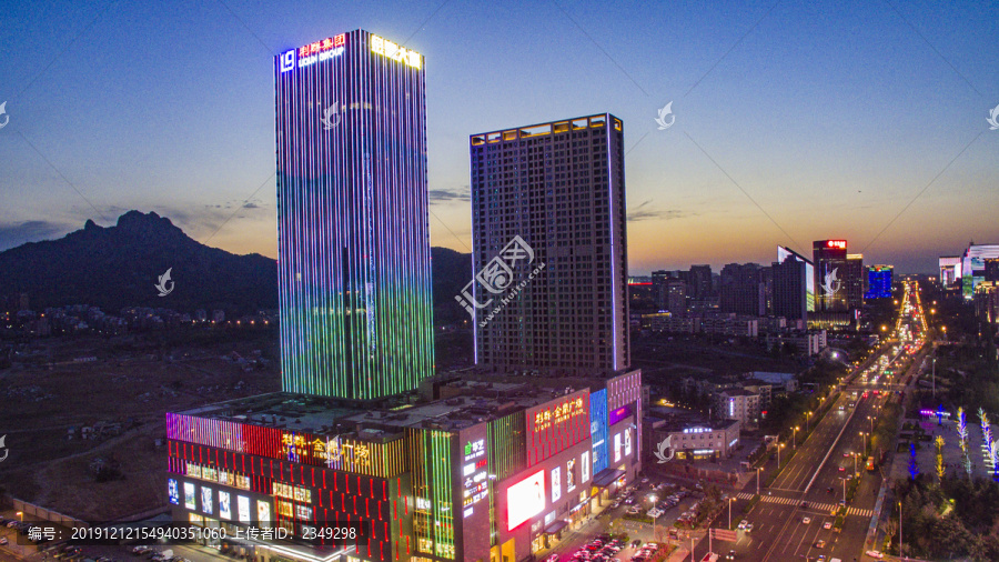 航拍青岛崂山区城市夜景