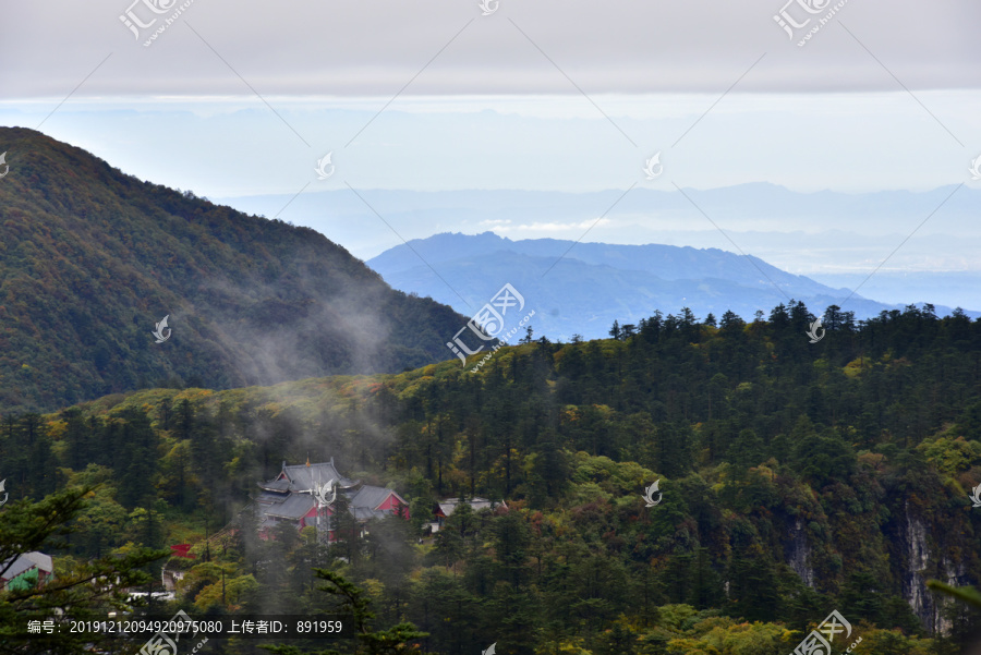 峨眉山云海风光