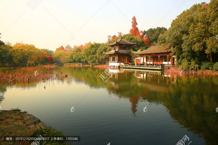 西湖秋景