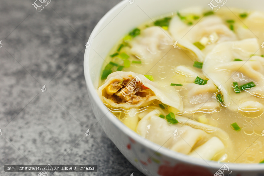 玉米蔬菜猪肉水饺