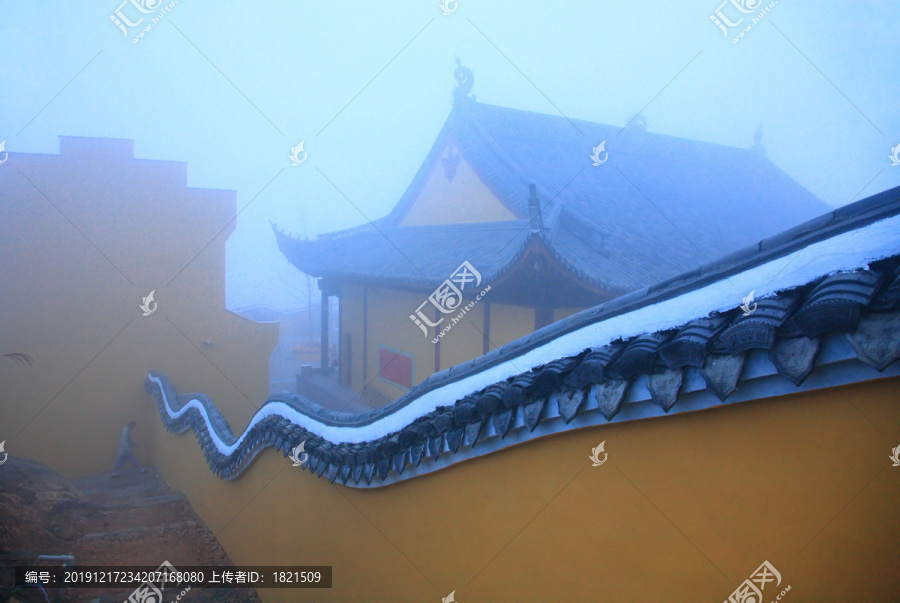 宁波象山新桥镇寺院雪景