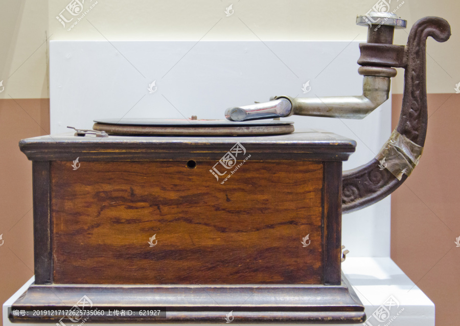 古董唱片机