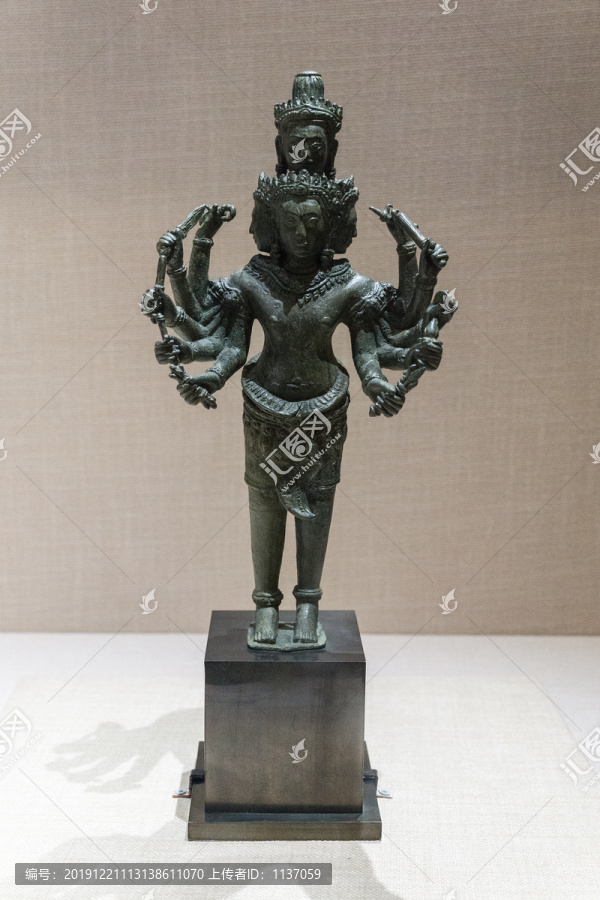 新加坡青铜五头湿婆像
