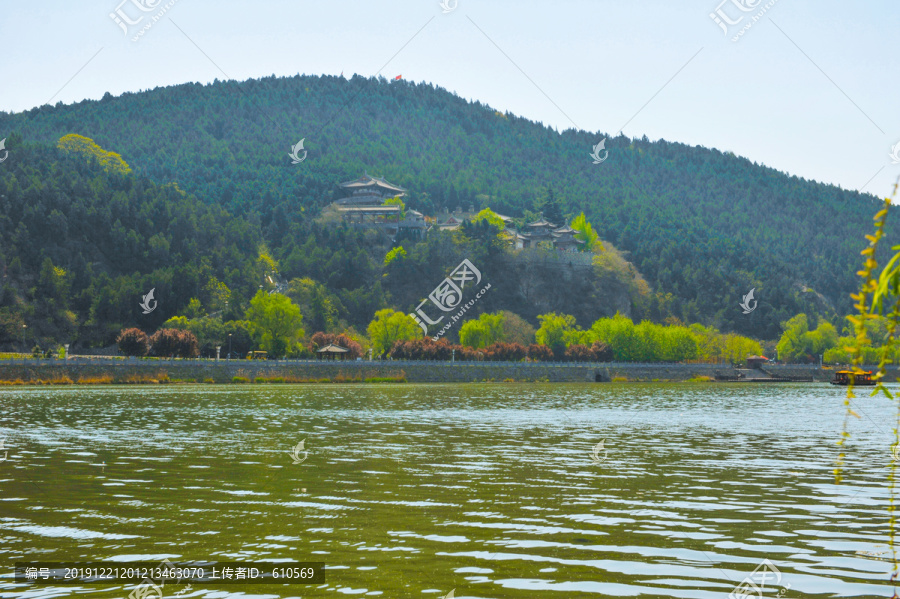 龙门石窟风景