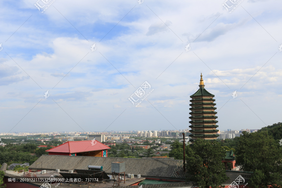 北京八大处公园二处灵光寺舍利塔