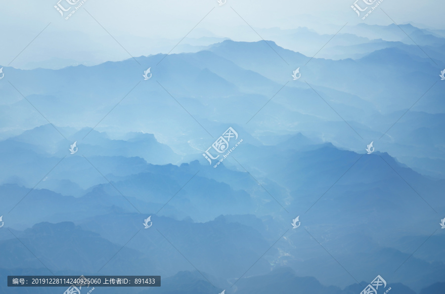 群山