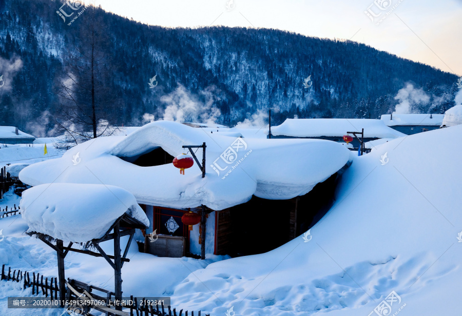 雪乡晨炊