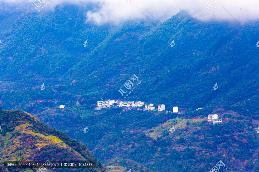 山谷山村