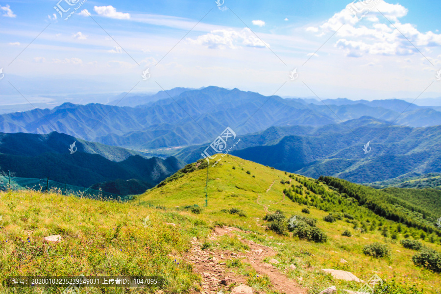 高山