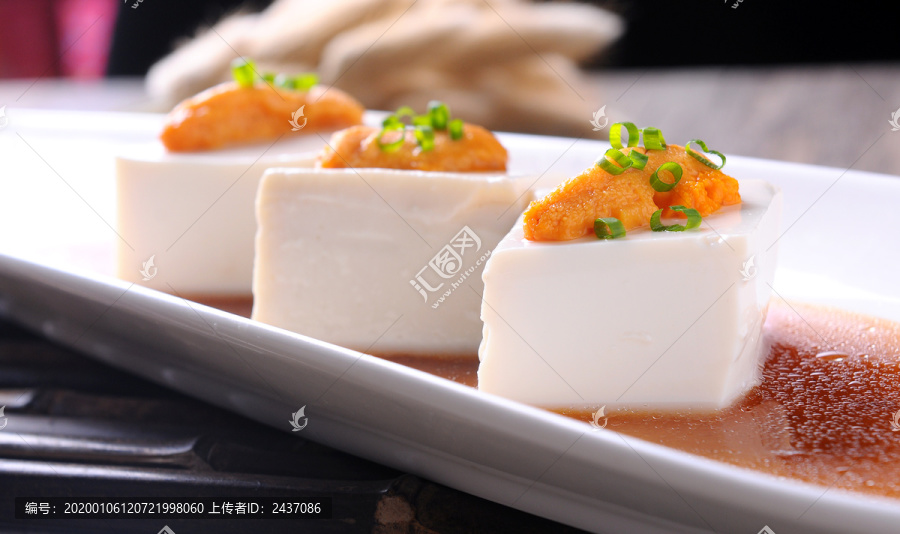 海胆冷豆腐