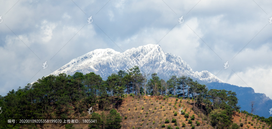 山川雪山