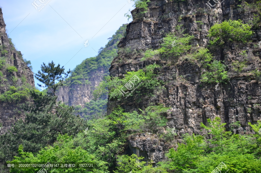 龙庆峡