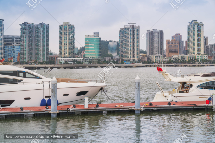 珠海和澳门的城市建筑海岸线风光