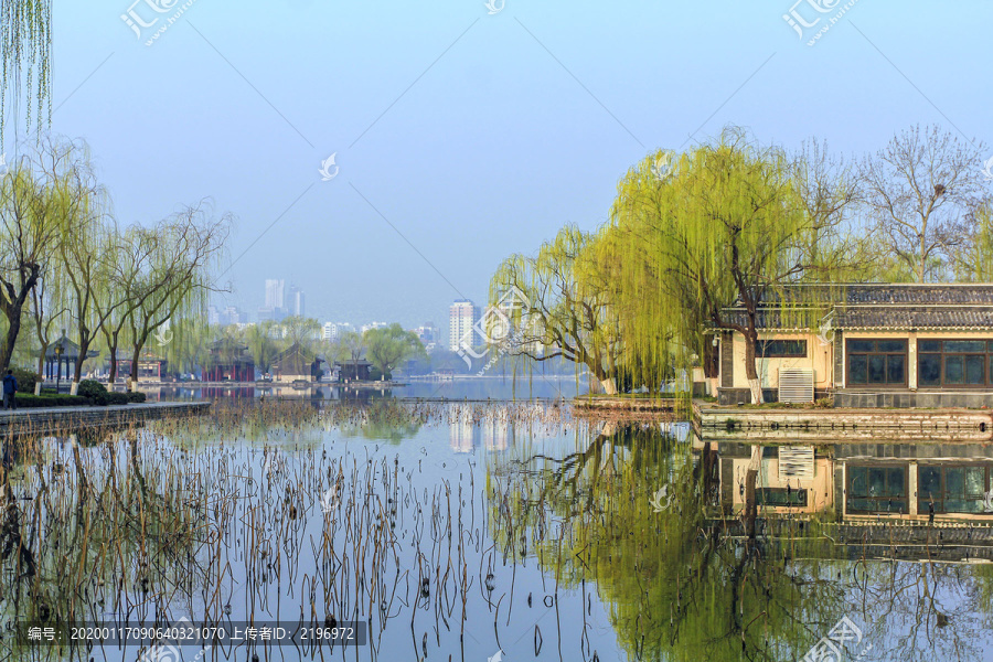 大明湖兰岛