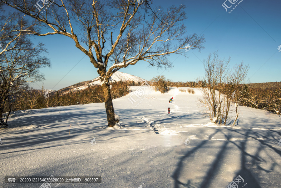 雪山雪景