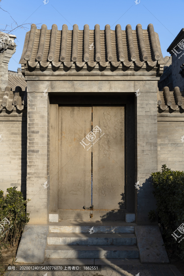 中国风古代民宅大门