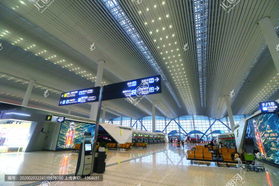 广州白云机场T2航站楼内部